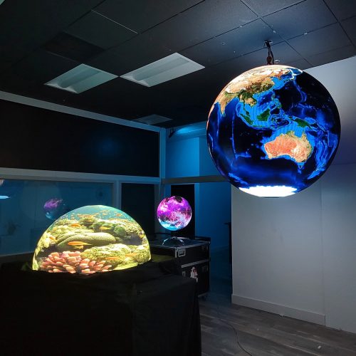 Digital Spheres and Hemispheres